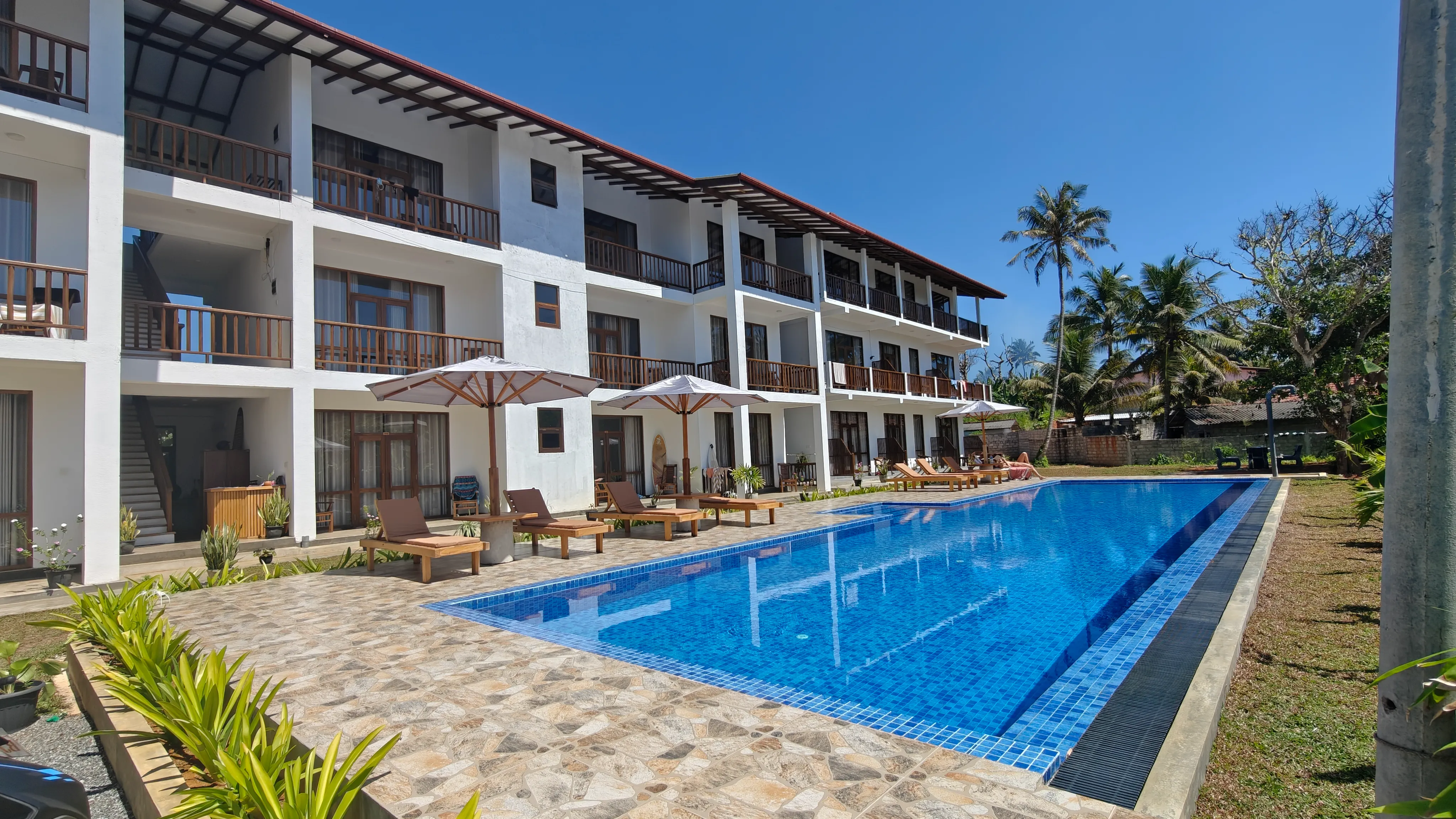 Exterior view of Hotel Siyomin entrance in Ahangama